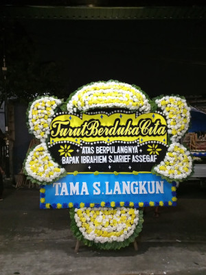 Papan Bunga Duka di Medan Tembung
